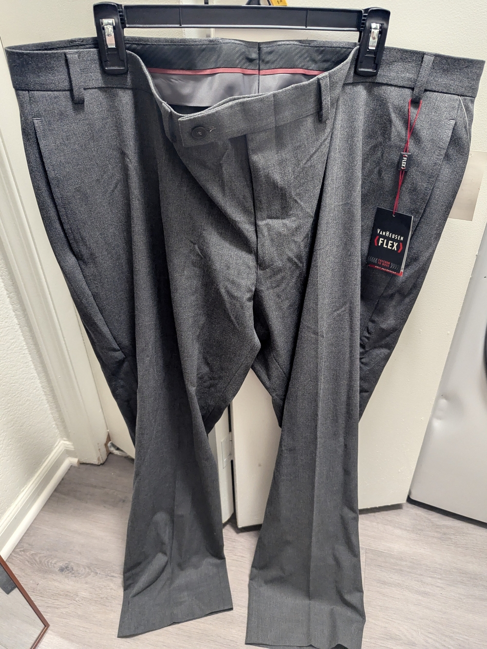 Van Heusen Flex Men's Charcoal Dress Pants